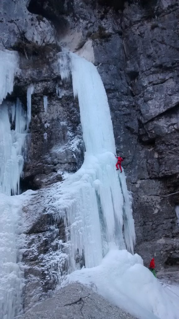 Val Noana ice Fall sunnyclimb.com