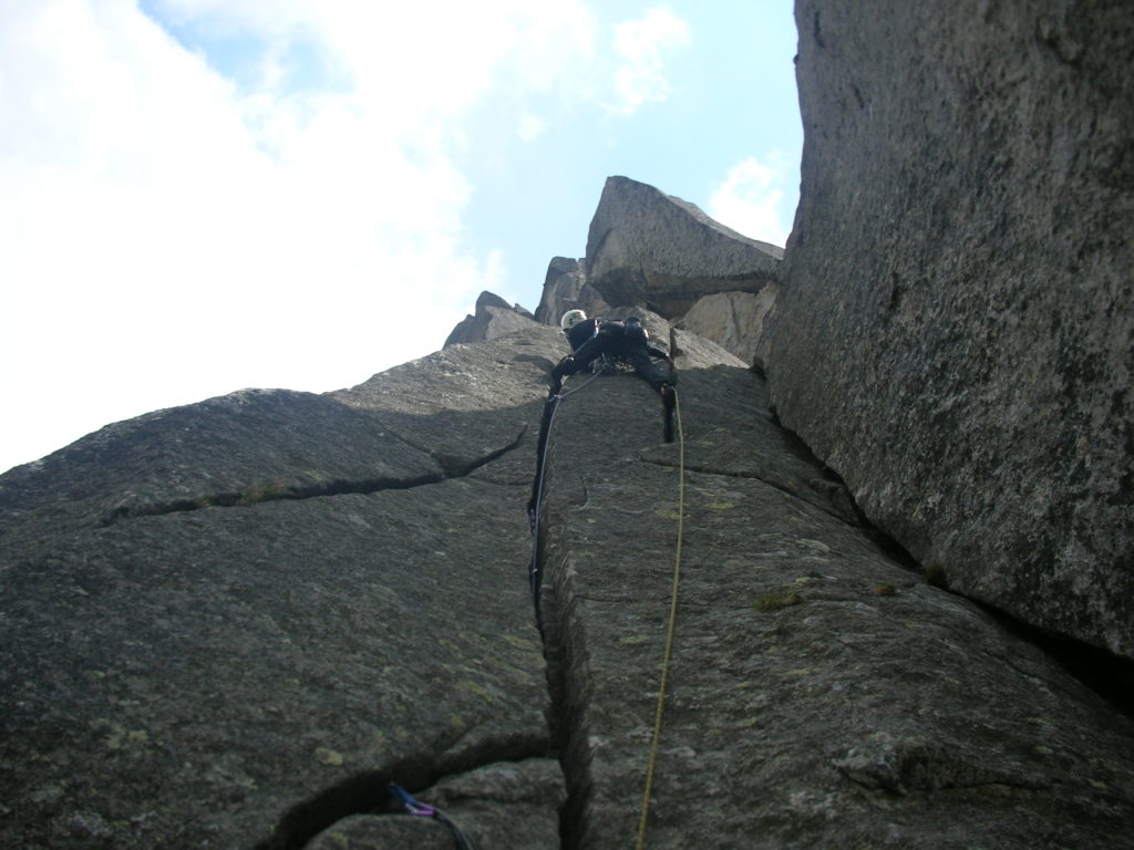 Trad Climbing  cima d'asta range with sunnyclimb mountain guides